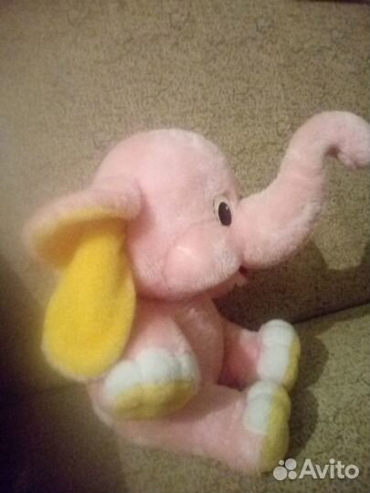 Розовый слоник