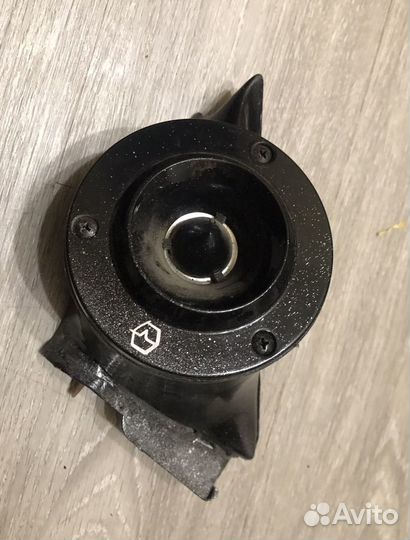 Подиумы+ рупора на Nissan sunny b15