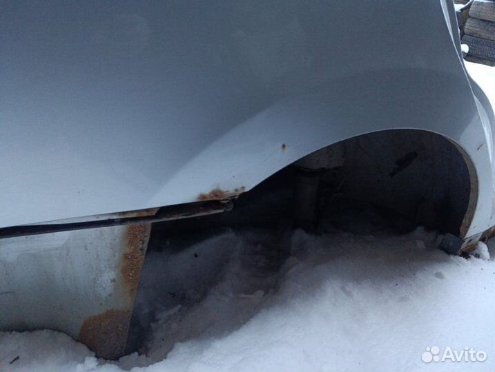 Б/У Б/У Коррозия, Четверть задняя правая, лонжерон