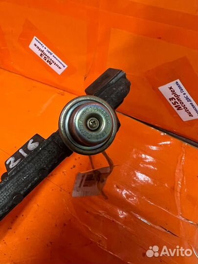 Топливная рейка Toyota Aristo JZS160 2JZ