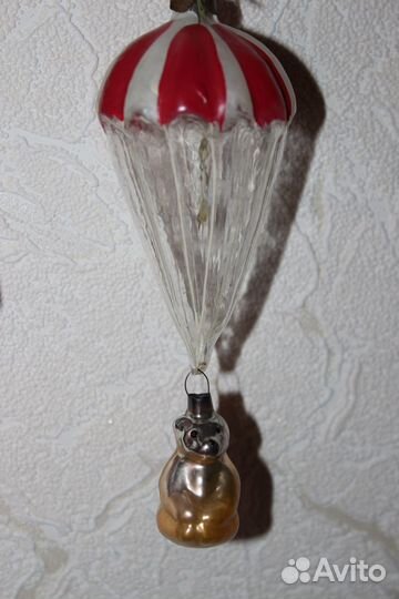 Каталожная елочная игрушка Мишка на парашюте
