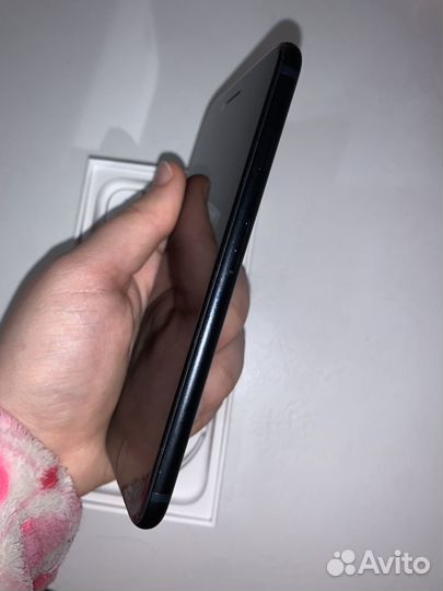 iPhone SE (2022), 128 ГБ
