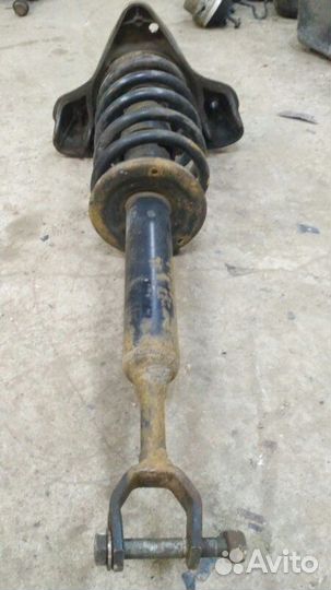 Стойка передняя в сборе Volkswagen Passat B5+ 1.9