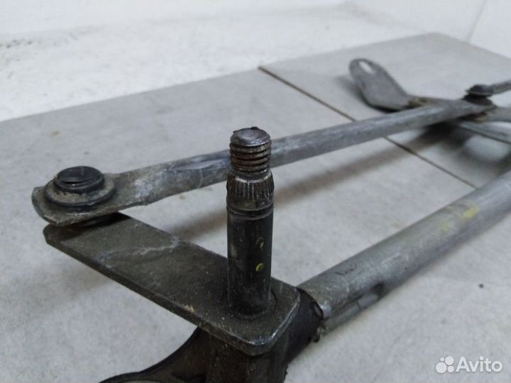 Трапеция стеклоочистителя