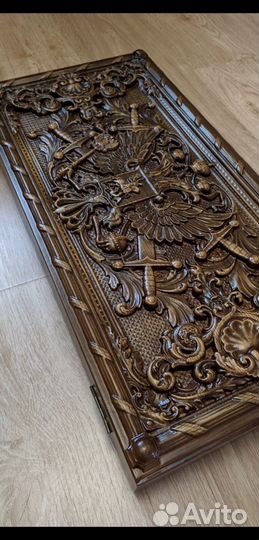 Нарды дубовые. Герб России РФ