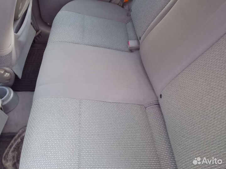 Задние сиденье Chevrolet Aveo Т 250