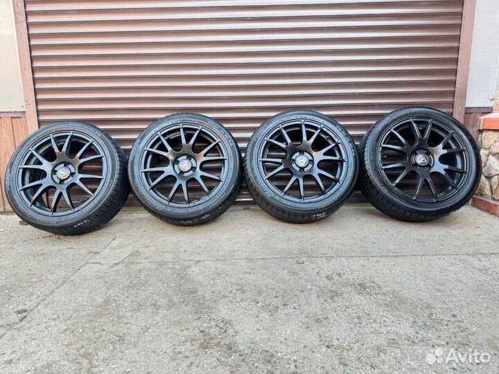 Колеса R17 4x100 в сборе 215/45