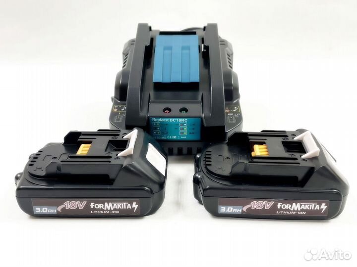 Аккумулятор Макита 18 вольт 3 Ah х 2 и Зарядка