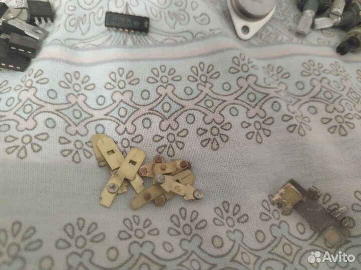 Срезка радиодеталей