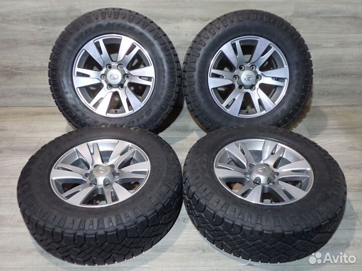 Комплект оригинальных колес Toyota Prado R18