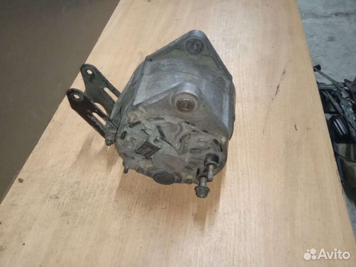 Генератор BMW 7 E32 бмв 7 Е32