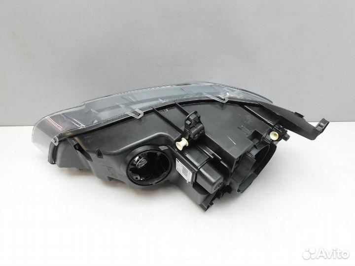 Фара правая BMW X5