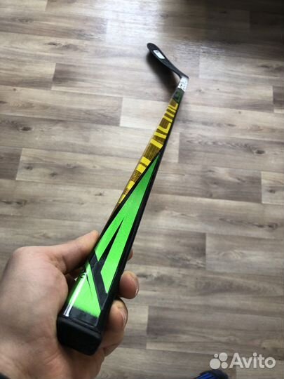 Клюшка хоккейная