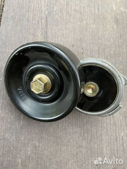 Натяжитель ремня Chrysler Voyager, Dodge Caravan