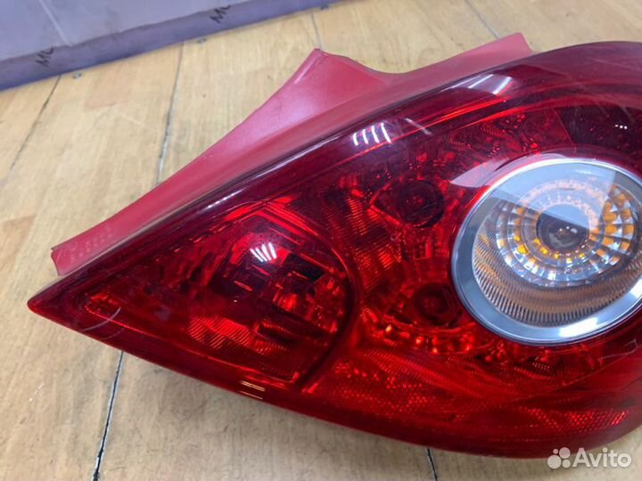 Фонарь задний правый Opel Corsa D хетчбэк 3-Х дв
