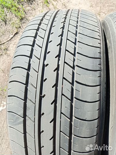 Yokohama dB Decibel E70 215/55 R17