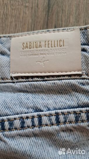 Джинсовые шорты