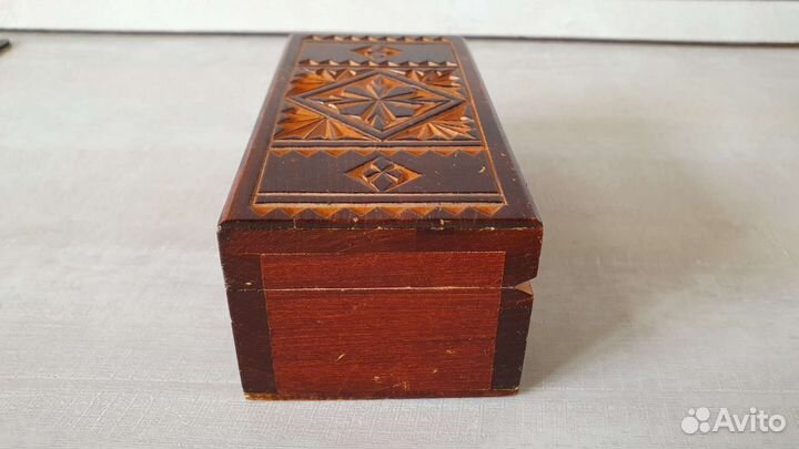 Шкатулка СССР дерево резная металл Жостово