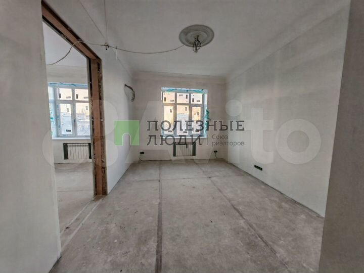 3-к. квартира, 92 м², 5/5 эт.