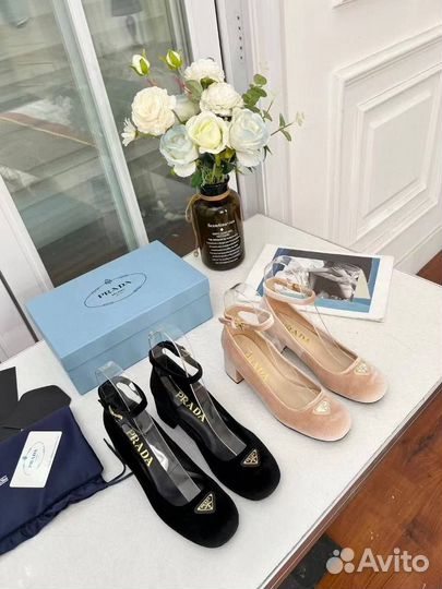 Туфли женские Prada