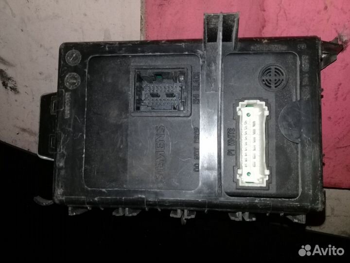 Renault symbol 2005 блок комфорта 8200249128A