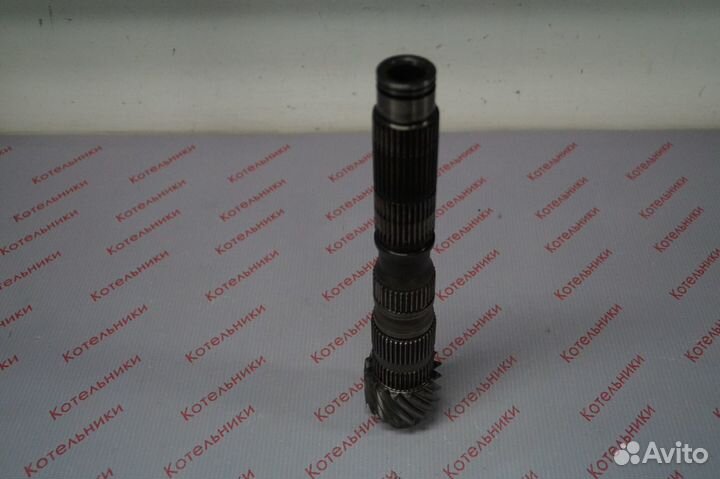 Nissan 32241-8H500 Вал вторичный