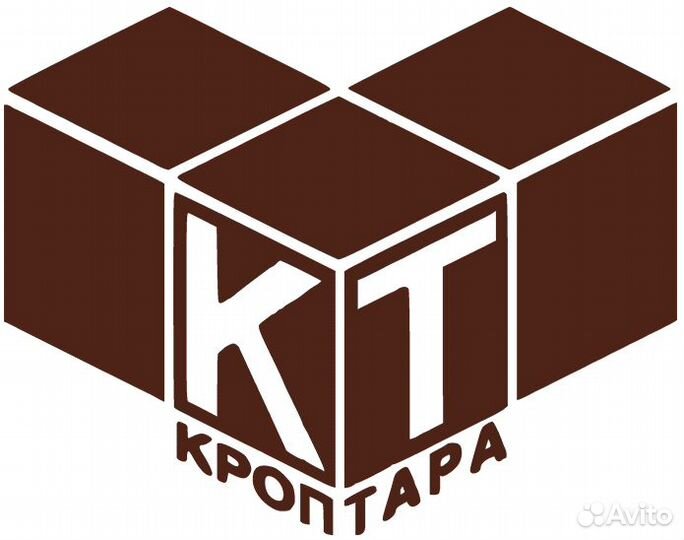 Рабочий на пресс