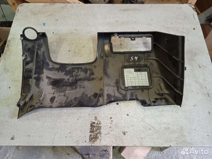 Накладка под руль Hyundai Sonata 4 EF Хендай