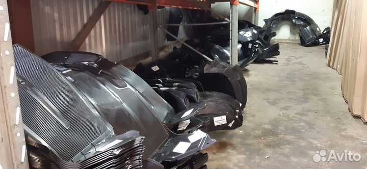 Подкрылок передний левый Hyundai Creta