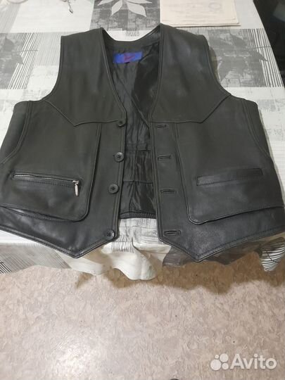 Жилетка кожаная мужская 52 54