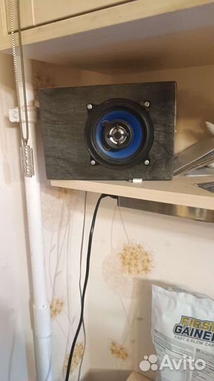 Сабвуфер с колонками и усилителем
