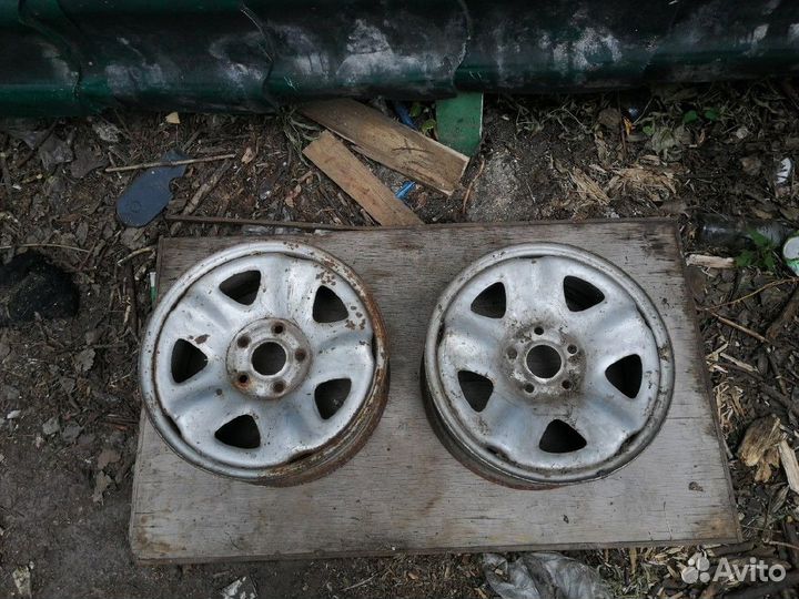 Штампованный диск Газ Волга 3110,31105,3102