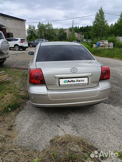 Toyota Avensis 2.4 AT, 2004, 250 000 км