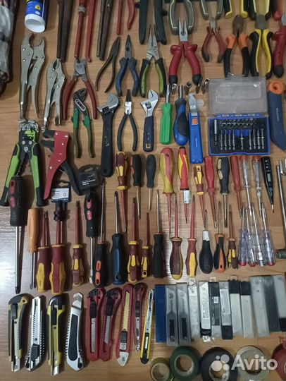 Плоскогубцы,клещи, отвёртки