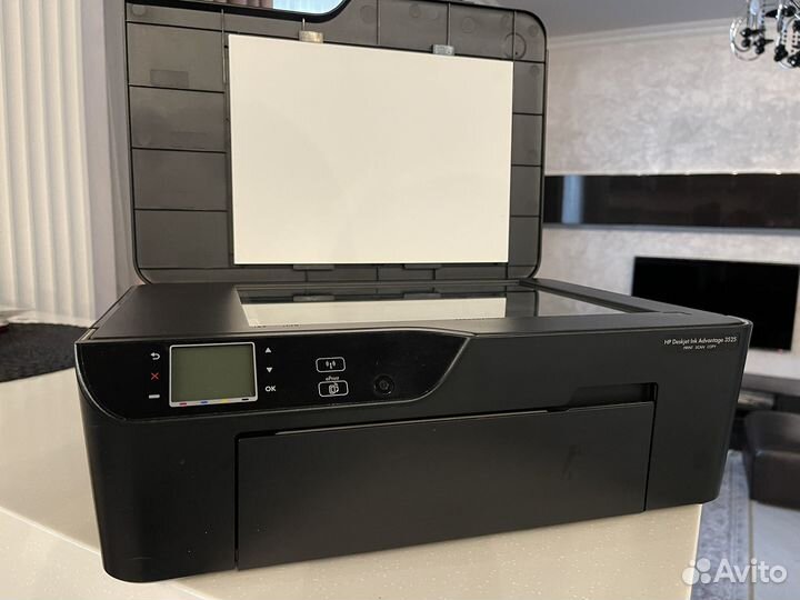 Цветной лазерный принтер HP бу