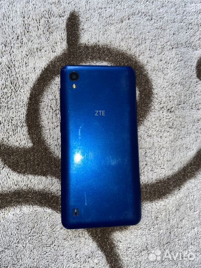 ZTE Blade, 512 МБ