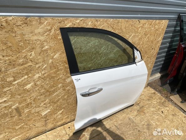 Hyundai Tucson 3 дверь передняя правая