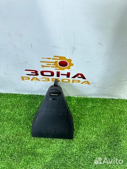 Кронштейн аварийного знака задний Audi A4 B7 ALT