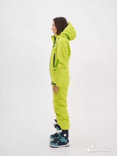 Горнолыжный комбинезон