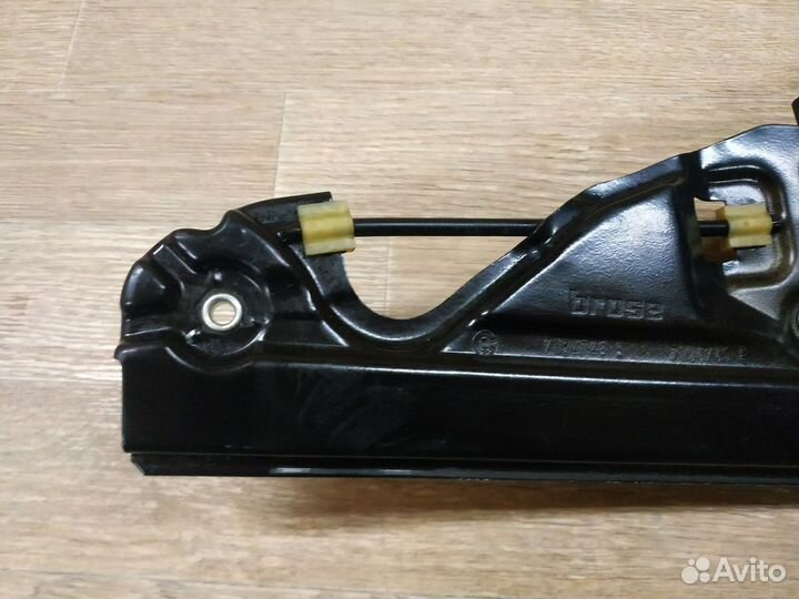 Стеклоподъемник задний левый BMW 5 Series E60