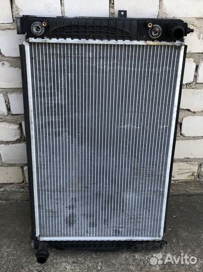 Радиатор охлаждения двигателя Ауди А6 С5 2,4
