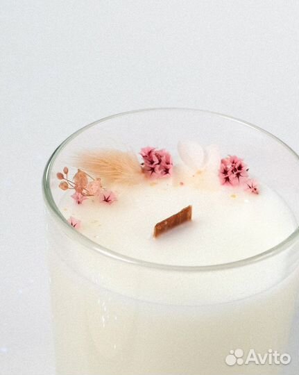 Ароматическая свеча из натурального воска