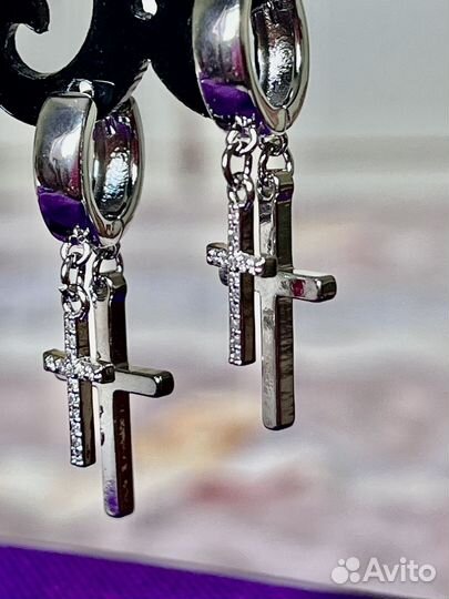 Серьги с крестиками