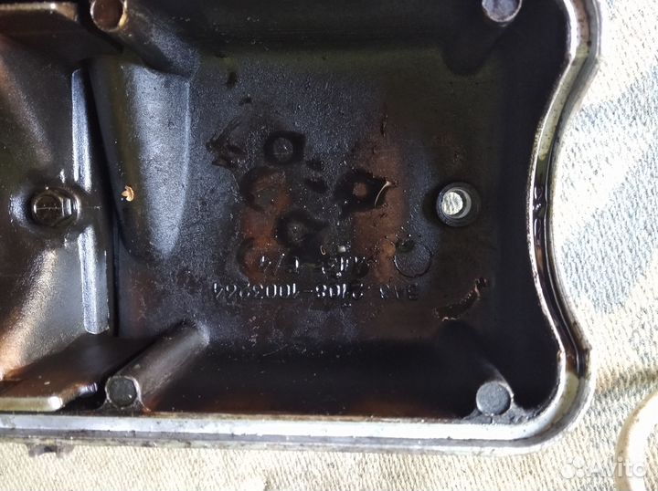 Крышка головки (клапанная) блока ваз 2109