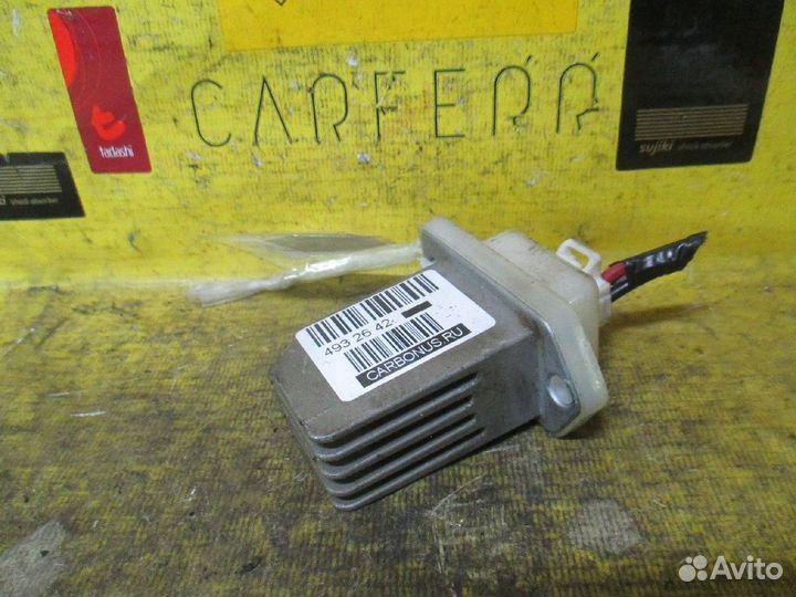 Регулятор скорости мотора отопителя 27761-70T01, 2