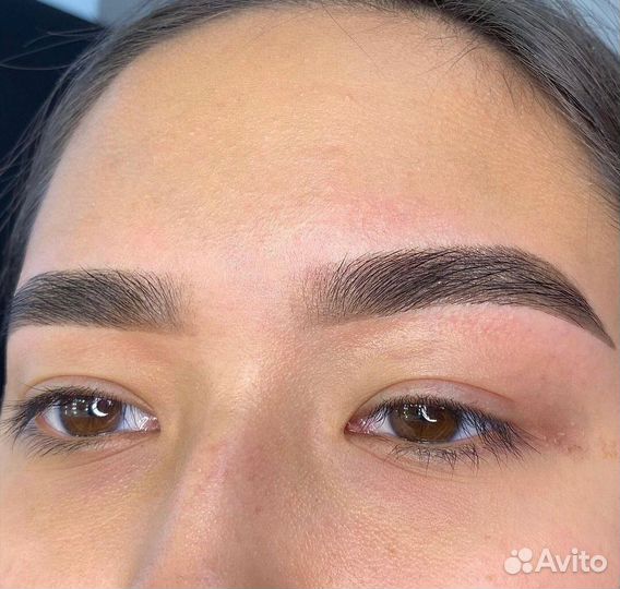 Мастер бровист