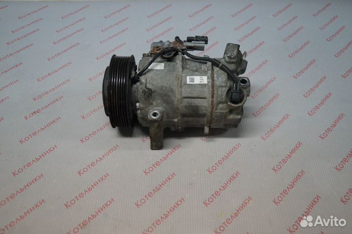 Nissan 92600-4CE0A Компрессор кондиционера