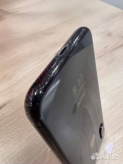 iPhone X, 256 ГБ