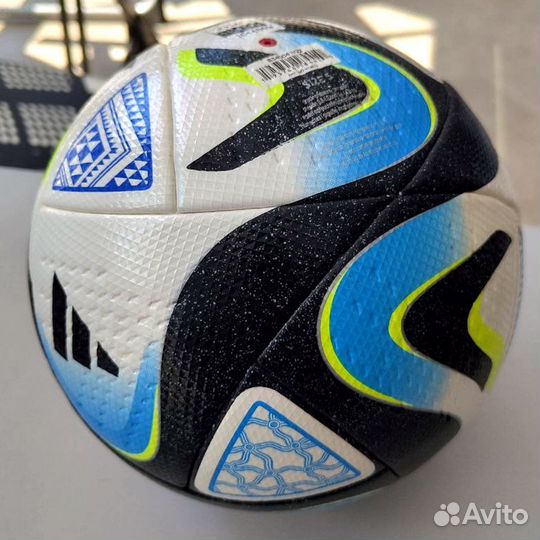 Футбольный мяч Adidas oceaunz FIFA women world cup