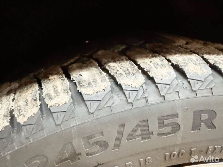 Continental IceContact 2 245/45 R18